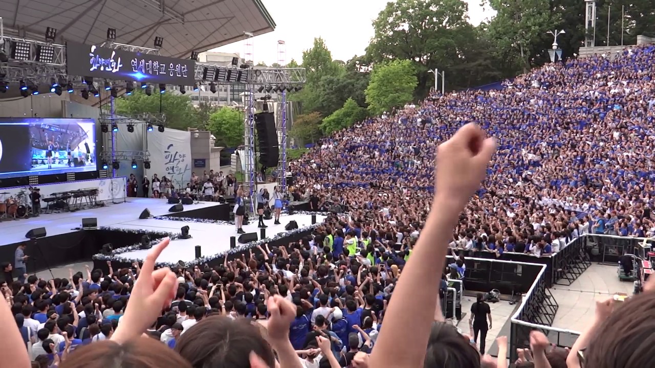 2017 AKARAKA : BLACKPINK - 휘파람 (WHISTLE), STAY, 불장난 (PLAYING WITH FIRE), 붐바야 (BOOMBAYAH)