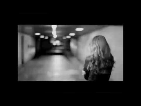 Demet Akalın -