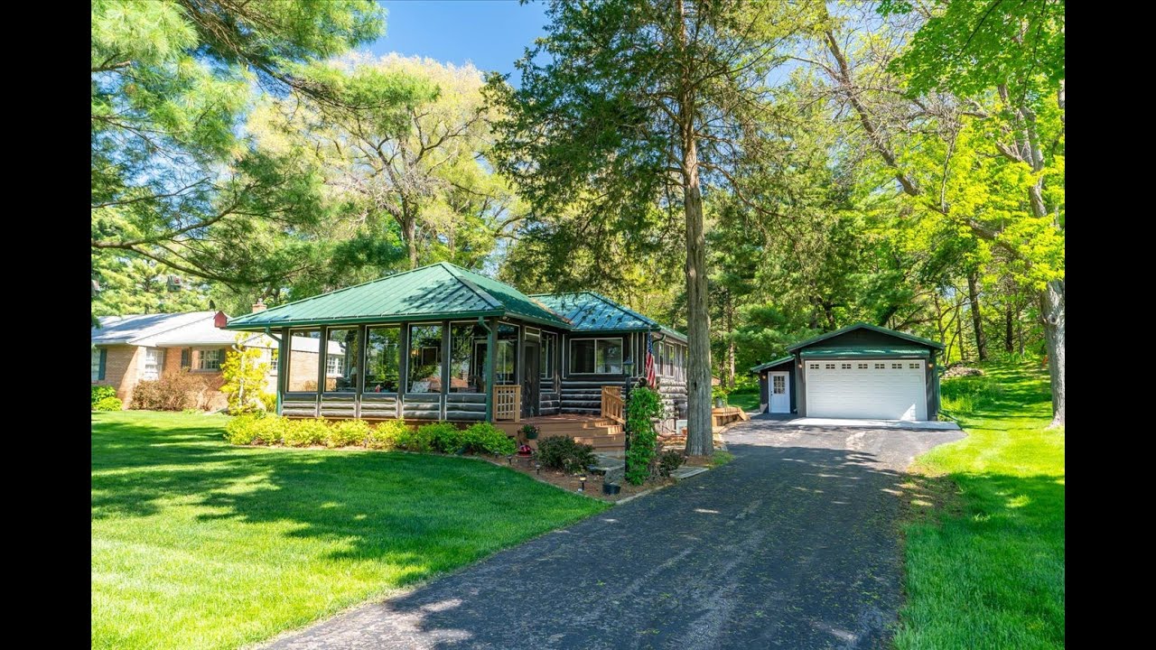 W9028 Ripley Rd, Cambridge, WI