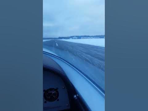 Взлет на легкомоторном самолете - YouTube