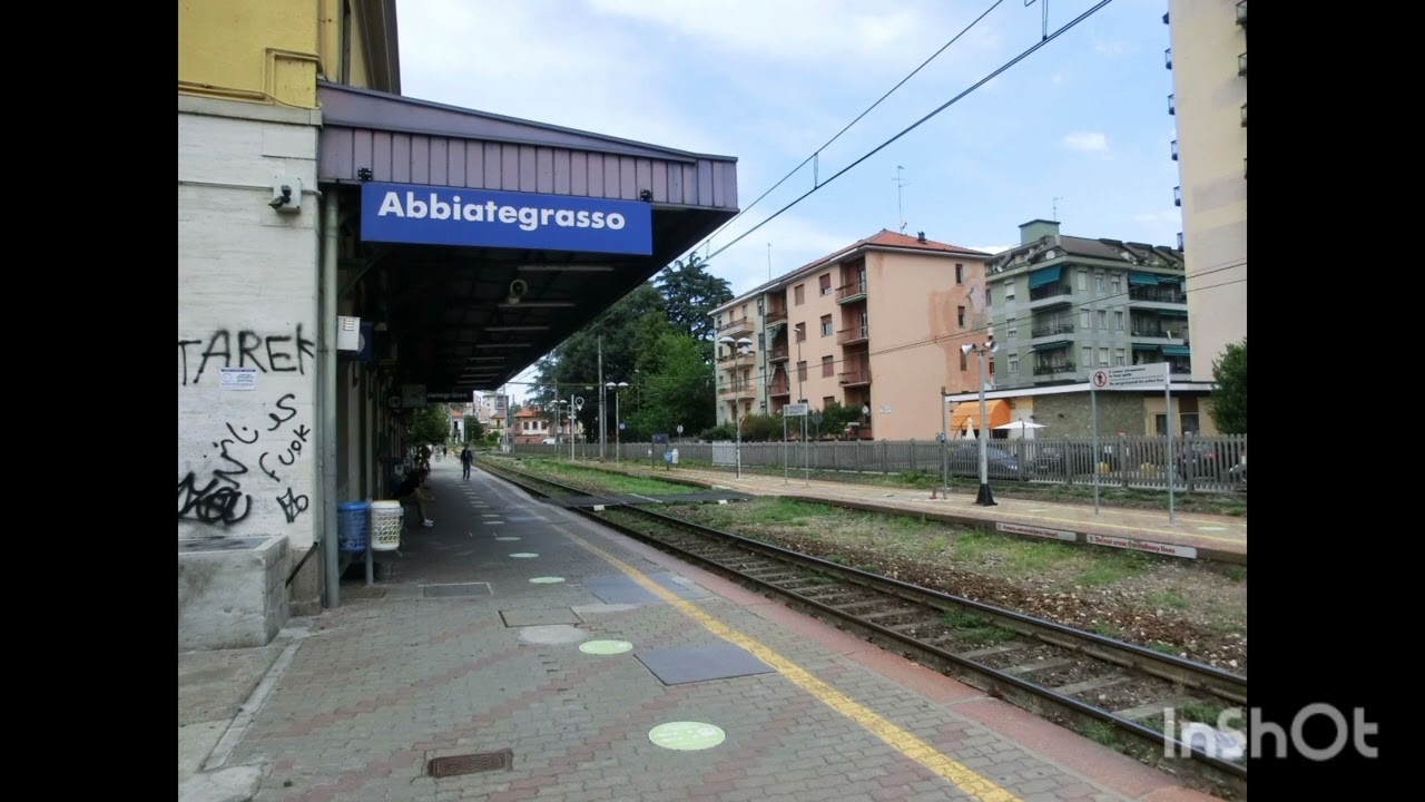 Annunci per un'ora: stazione di Abbiategrasso 