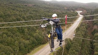 Réparation d’un câble au col Saint-Georges par l’équipe Lignes du GR HTB d'EDF Corse