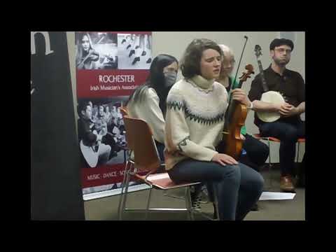 Lydia Fanara sings Aird Ui Chuain (O'Cowan's Hill) at Penfield Library Siamsa 2022