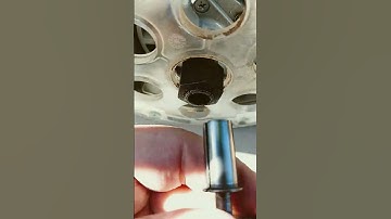 changing your router bit getting the feral off the old bit