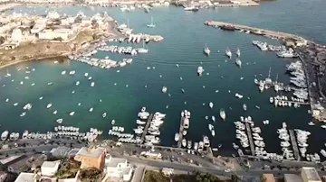 Dove si trova il centro di Lampedusa?