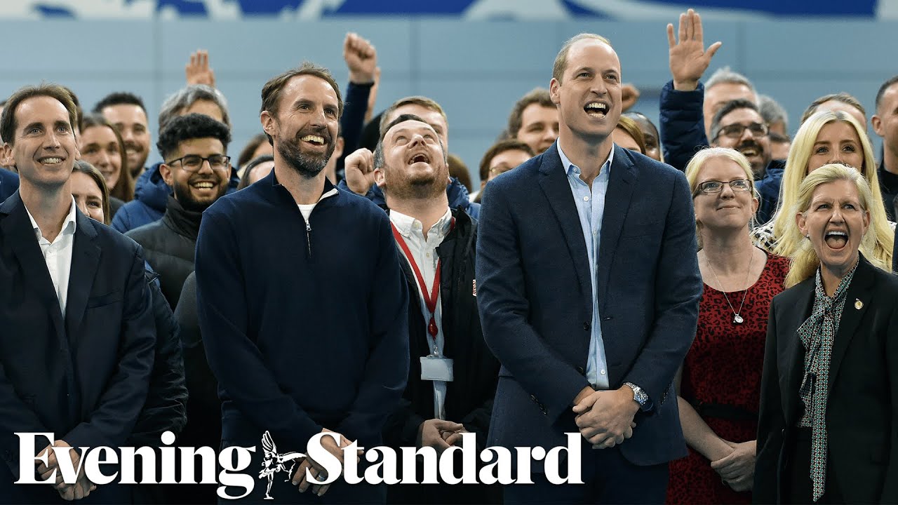 Prince William meets Gareth Southgate ahead of World Cup campaign