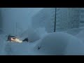 عاصفة ثلجية لا تصدق تضرب روسيا ، كراسنويارسكي كراي! جبال من الثلوج تغمر البنايات