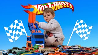 Daniel Testing Hot Wheels on a Speed Track | Speedway Hauler Vehicle Storage | Playing With Toy Cars