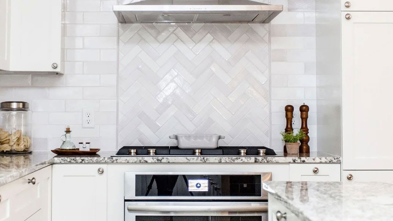 White Kitchen Cabinets Backsplash Ideas