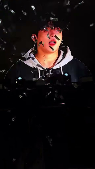 What hurts is that few people realized that Jongho was crying 😢💔#Jongho #ATEEZ #ATEEZinChicago
