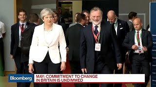 U.K.'s May Talks Gig Economy as Brexit Worries Business
