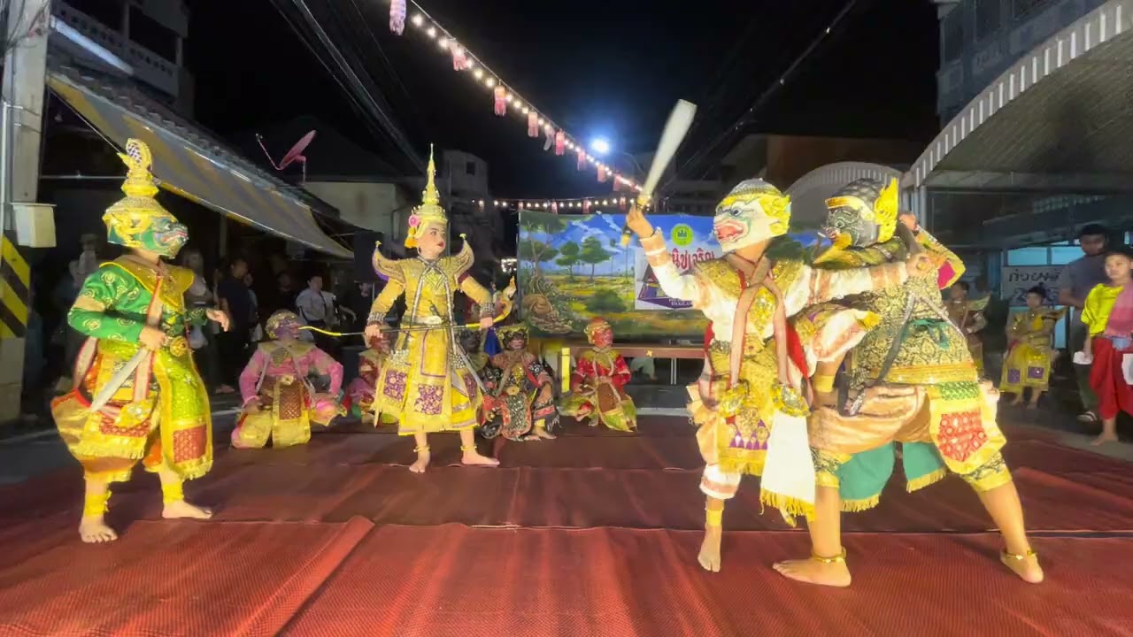 เจ้าโชคดี : รับบท #องคต￼ ในตอนวิรุญมุขขัดตาทัพ #โขนเด็กตัวเล็ก @โรงโขนเพชรบุรี ￼