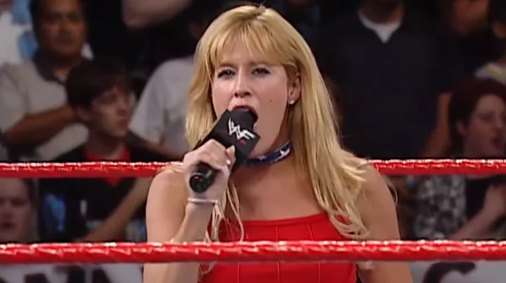 Lilian Garcia sings the national anthem: SmackDown...