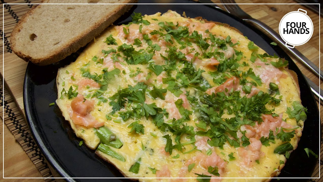 Omelette with salmon and green asparagus / Four Hands YouTube
