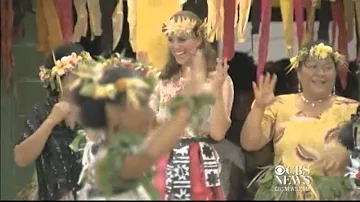 Prince William and Kate dance with Tuvalu locals