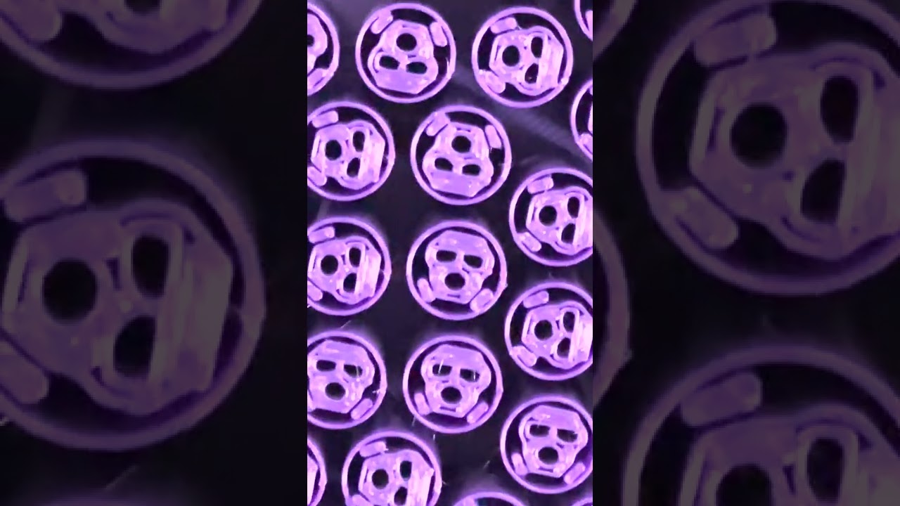 Gas Mask Design (10 x 20mm) 