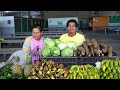 MARIA CRISTABEL AGUILAR VENDE VERDURAS Y FRUTAS EN EL MERCADO Nº5 DE USULUTAN