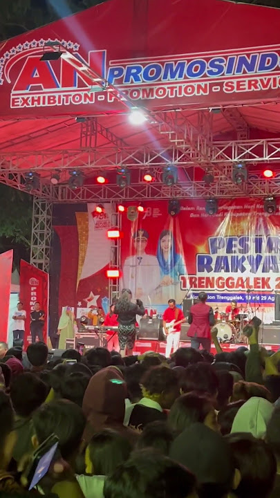 TASYA ROSMALA DITRENGGALEK