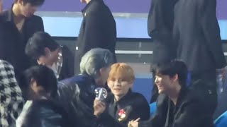 Treasure with other idols at MAMA 2022 (with Stray Kids, J-hope bts, zico, somi etc)