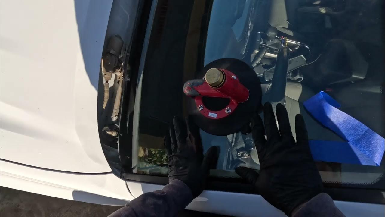 2019 Toyota Tacoma Windshield Replacement ~ Supreme Auto Glass - YouTube