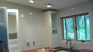 Andover Massachusetts Tile Backsplash - Random offset pattern