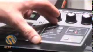 MusikMesse Video: Tascam GA-30CD Amplifier - YouTube