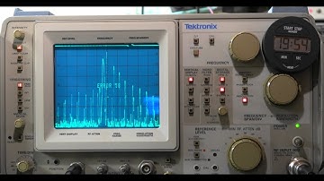 #105 Tektronix 492 Part 1(4)