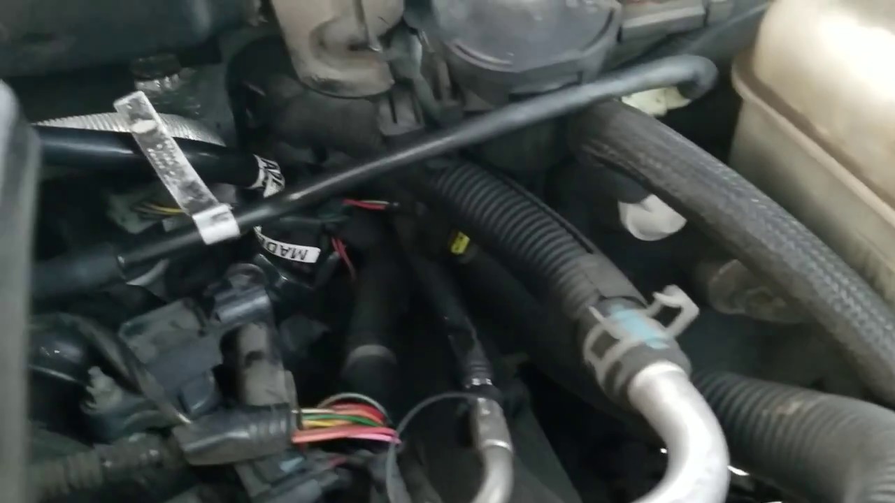PCV Valve Replacement 2007 Dodge Dakota SLT V6 3.7L - YouTube chrysler 3 8 engine diagram fuel rail 