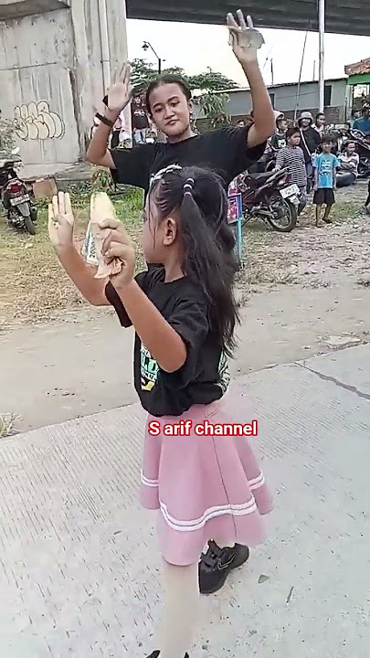 yang lagi viral manis manja group 2025#shortsviral #shorts #beranda #dance #dj #fyp #djremix #2025