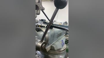 Tree Model 2UVR Vertical Milling Machine #6097 Wheeler Machinery