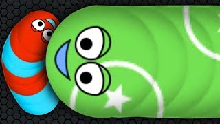 Wormate.io 1 Tiny Monster Bad Worm Hack? Trapping Giant Worms Wormateio Epic Gameplay!
