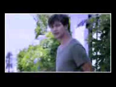 ايامي جمبك مش هسبها ووعد مني ليك هعيشها