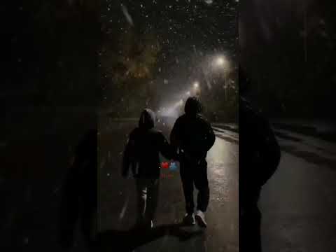 شلون عن عيني تغيب وانت لجروحي طبيب