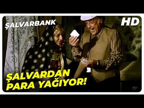 Şalvarbank - Reşit'in Şalvarından Sürekli Para Çıkıyor! | Sadri Alışık Eski Türk Filmi