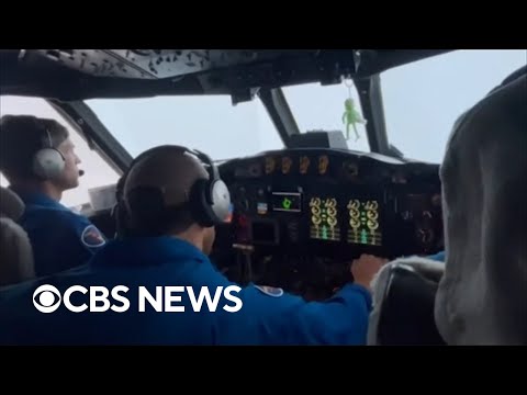 Hurricane hunter pilot discusses his mission flying into Hurricane Ian.