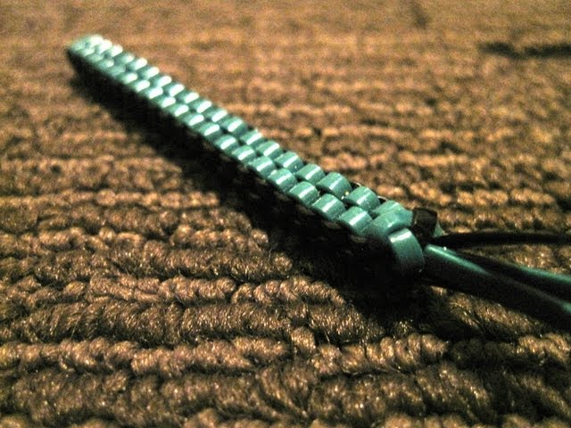 How to make a Square Stitch lanyard 