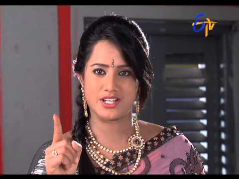 Telugu Serial Actress Pallavi Hot Navel Photos