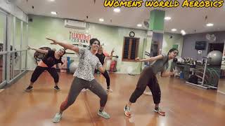 zumba Routine on Lat Lag Gayee Song l Zumba Dance Fitness l Choreographed  by Zin Swapna Kandimalla Resimi