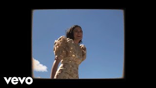 Emelie Hollow - Ghost Out Of The Blue