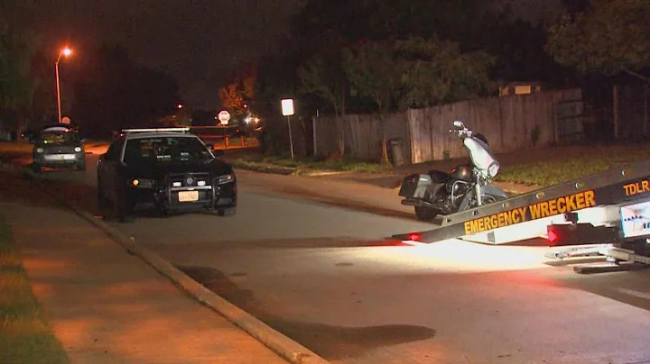 Rockwall police shoot at a man accused of stabbing his girlfriend