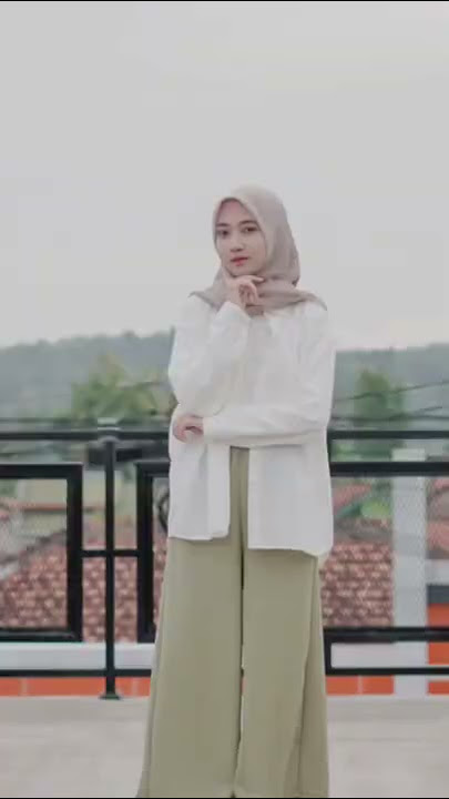 Ide Pose Foto Cewek Hijab Yang Estetik