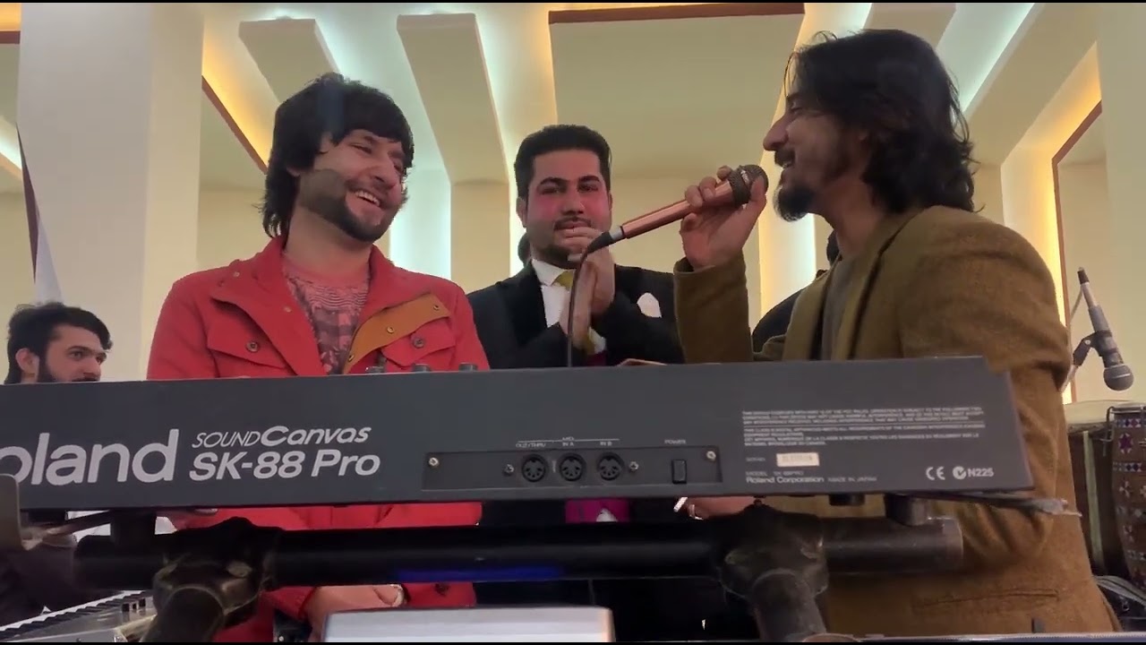 Bilal Akbari, Sharafat Parwani and Meraj Wafa- اخی اخی خمارم