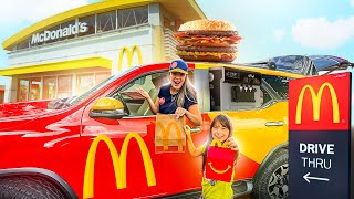 Transformamos nosso CARRO em um DRIVE THRU do McDonald&#39;s COMPILAÇÃO