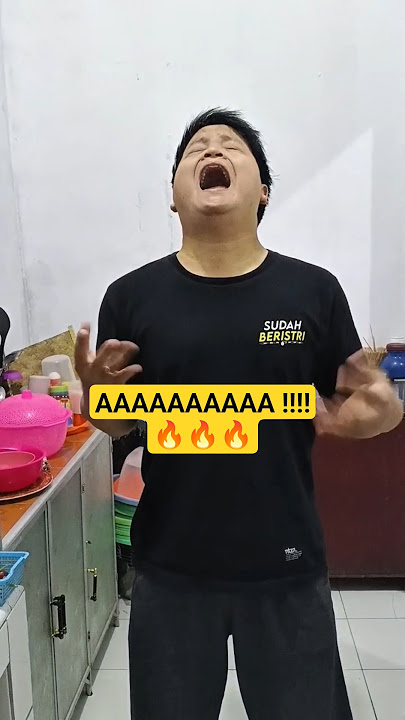 harus terlihat kwat #shorts #shortsfeed #shortsvideo #couple #suamiistri #comedy #rumahtangga