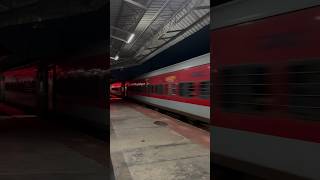 12513 Silchar Sf Express with Dangerous Honking 💥💥 # #trendingshorts # #indianrailwaytrain #train