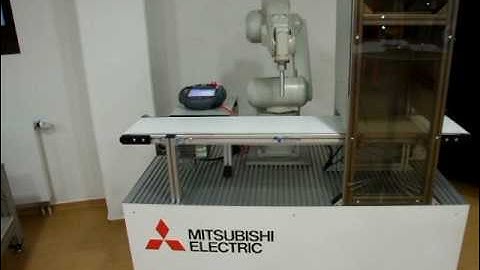 HHN - Mitsubishi RV-6SL robot is tracking with high speed on the conveyor