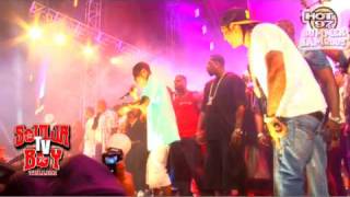 Soulja Boy and Dipset(Jim Jones, Juelz Santanta) live at Summer Jam in New York