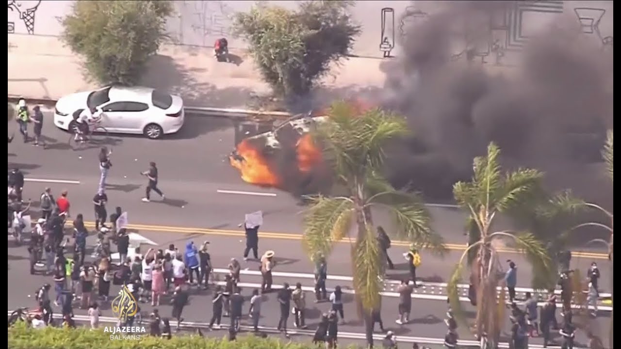 ينتشر السخط في جميع أنحاء المدن الأمريكية