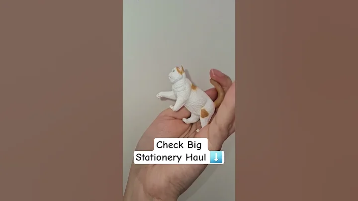 Watch the video about Cutest Persian Exotic Cat Statue 🥰