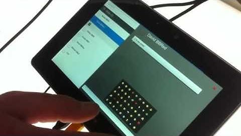 Engadget.com Hands-On Video of BlackBerry PlayBook bridge App